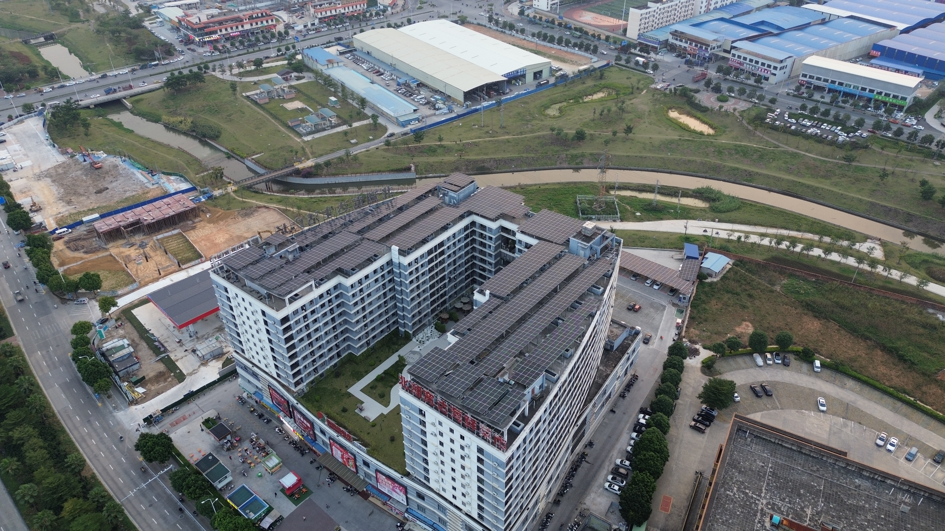 寬達(dá)生活廣場(chǎng)光伏項(xiàng)目